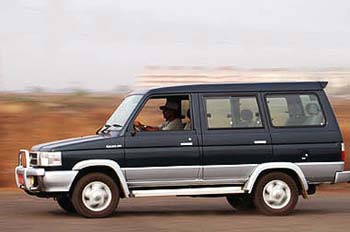Car like the Toyota Qualis are great for road trips